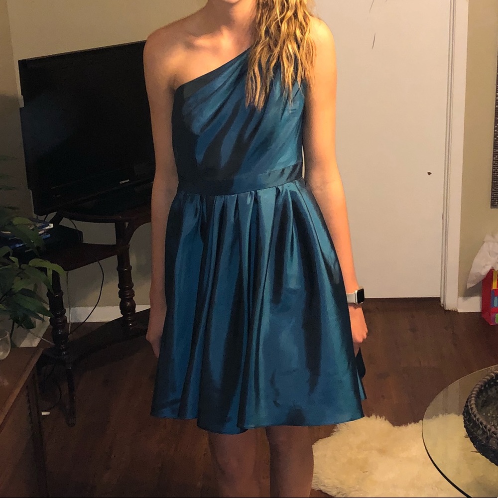 Short Blue Leadout/Prom Dress